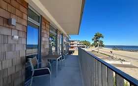 ÅhusBrygga Apartment Hotel